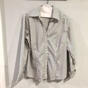 🎈woman’s long sleeve blouse